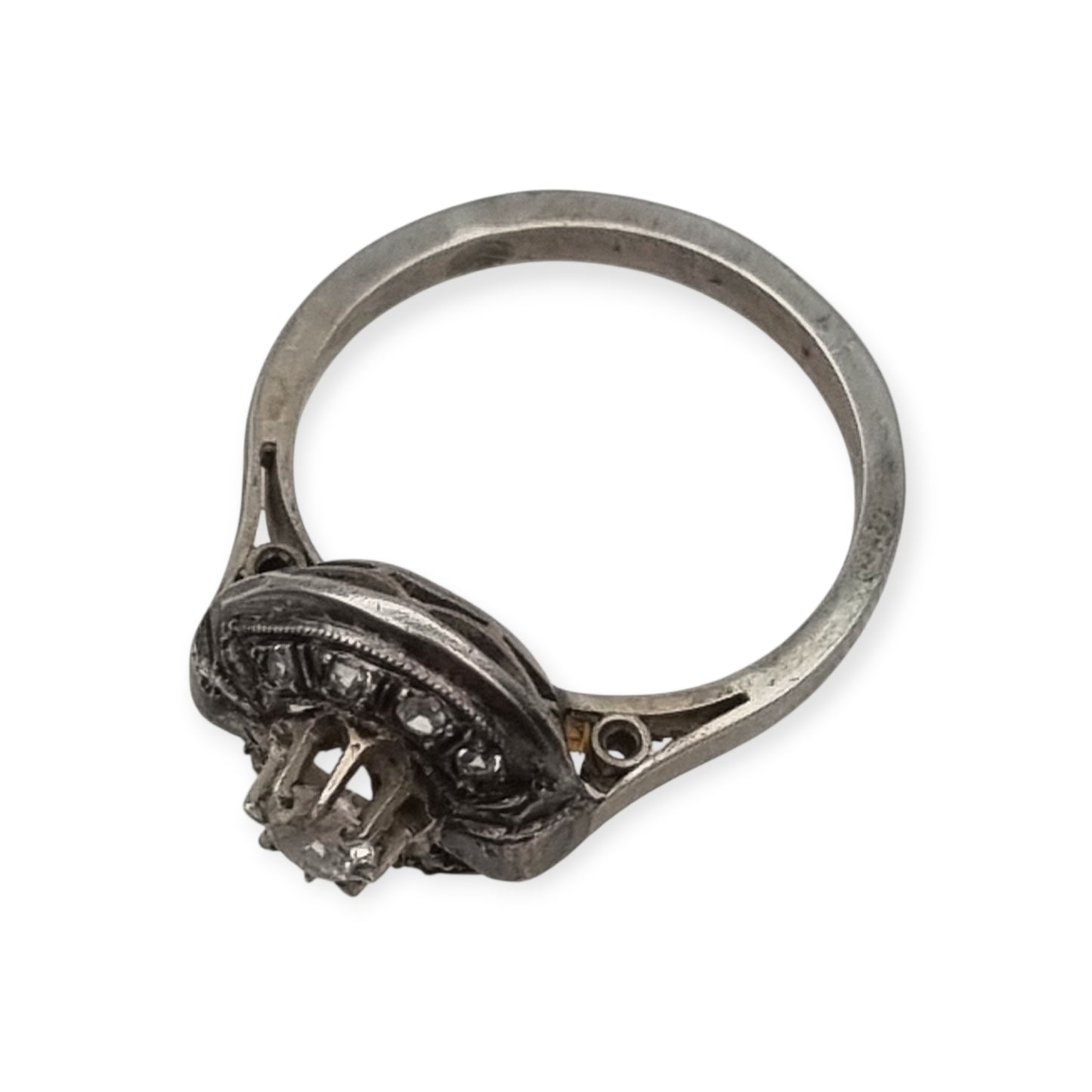French Art Deco ring in tested silver with central crystal and rhinestones, vintage jewelry circa 1925–1950