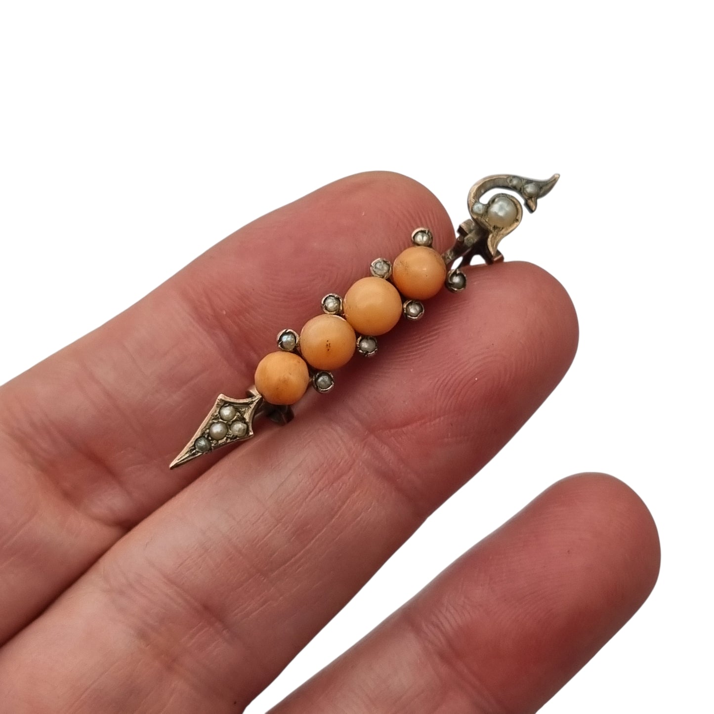 Victorian Arrow Brooch in Gilt Metal with Coral and Pearls, European Floral Jewelry, ca. 1880–1900