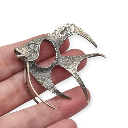 Mid-Century Italian ornamental fish in 800 silver, Oreficeria Medicea 32 AR, sculptural modernism, c. 1959–1968