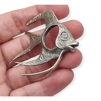 Mid-Century Italian ornamental fish in 800 silver, Oreficeria Medicea 32 AR, sculptural modernism, c. 1959–1968
