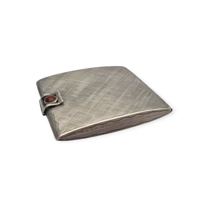 Estuche compacto Art Déco en plata 800 con cabujón de cornalina, Europa continental, ca. 1925–1940