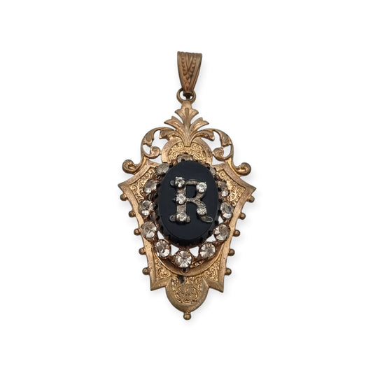 Guardapelo antiguo victoriano de luto letra R, joyería sentimental con ónix y estrás, España, ca. 1890–1920