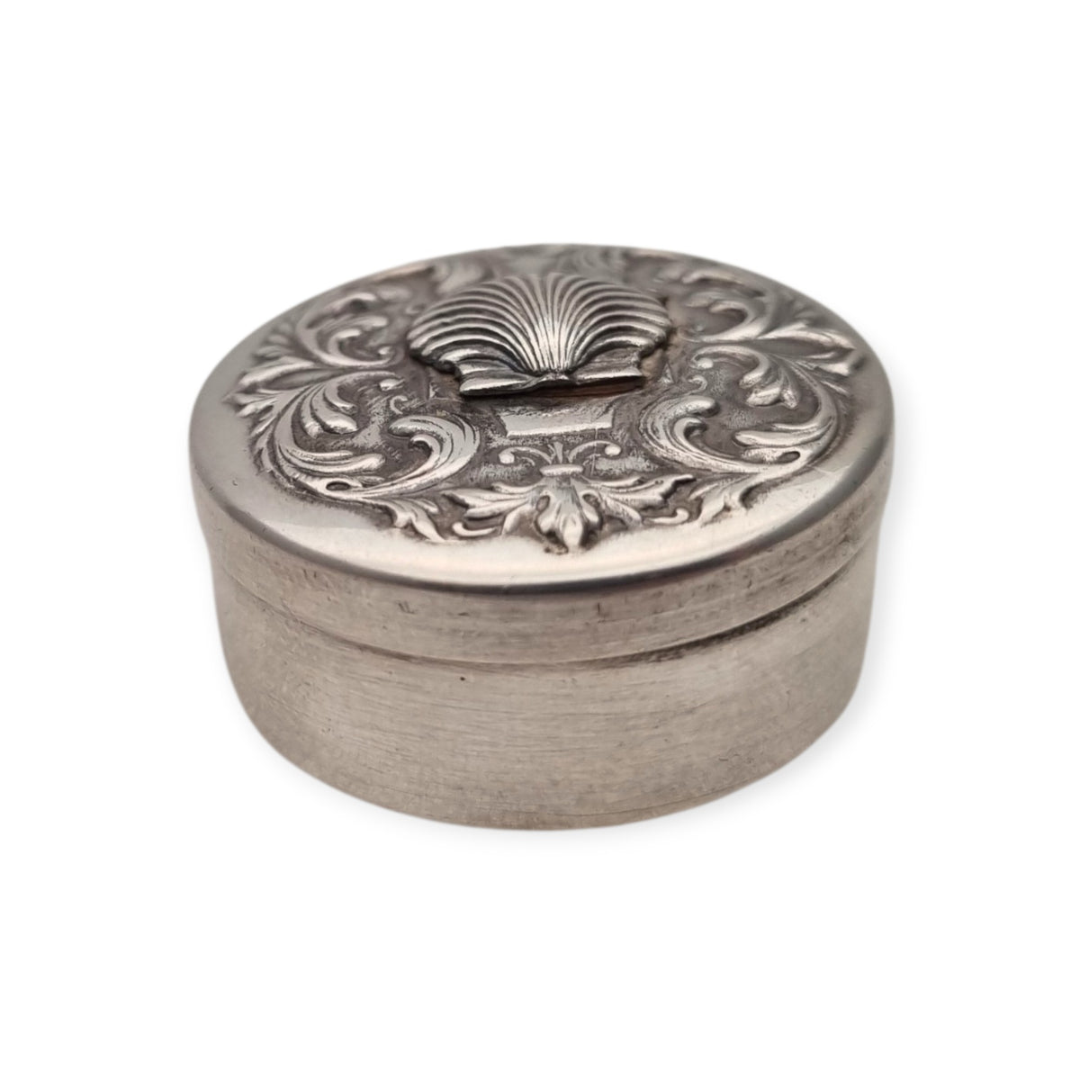 925 silver box with scallop shell · Camino de Santiago souvenir · c. 1990–2000