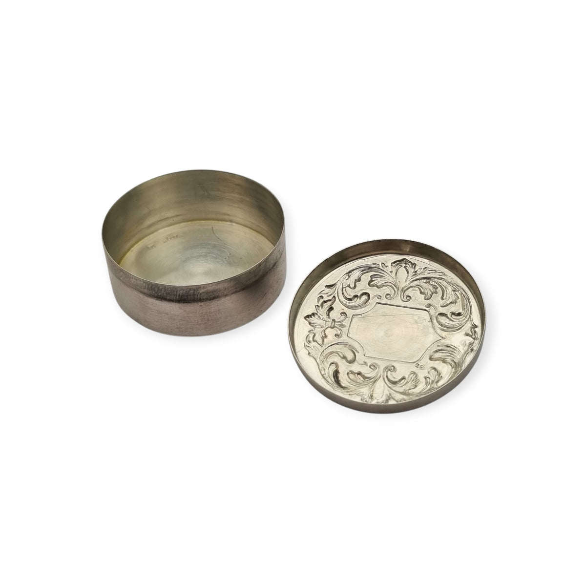 925 silver box with scallop shell · Camino de Santiago souvenir · c. 1990–2000