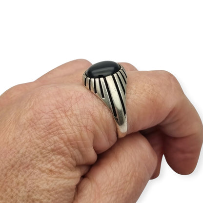 Anillo vintage  boho en plata 925 con ónix negro oval, España, ca. 1980–1990