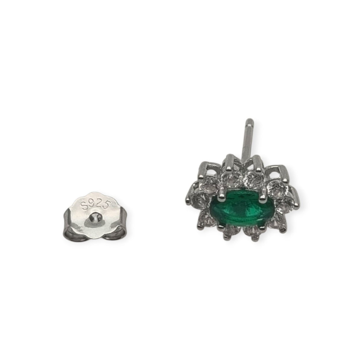 Pendientes estilo Lady Di en plata con circonitas verdes y orla blanca, España, siglo XXI
