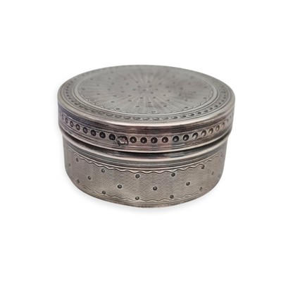 Neoclassical historicist box in 950 silver, guilloché, Maison Bloch Eschwège, Paris, France, 1921–1946