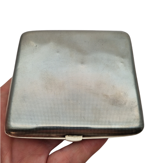 Pitillera francesa Belle Époque en plata nielada, platero Georges Gallois, circa 1913