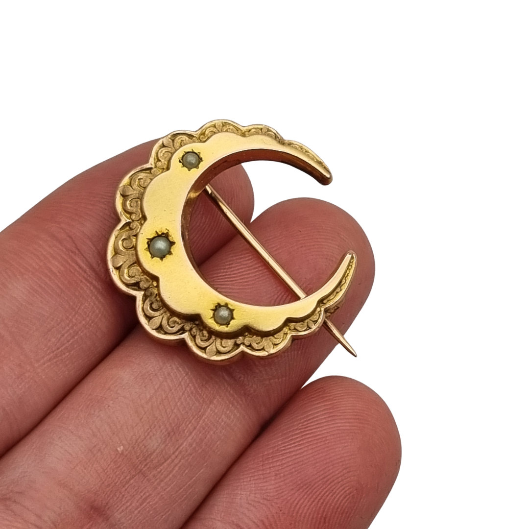 Belle Époque circa 1900 crescent moon brooch by FIX, gold-plated with pearls