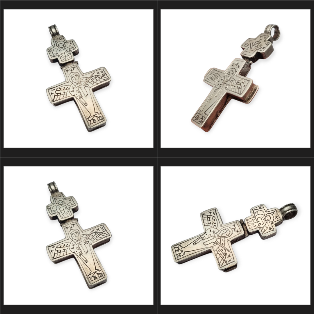 Cruz relicario estilo bizantino antigua de plata grabada, escenas religiosas.
