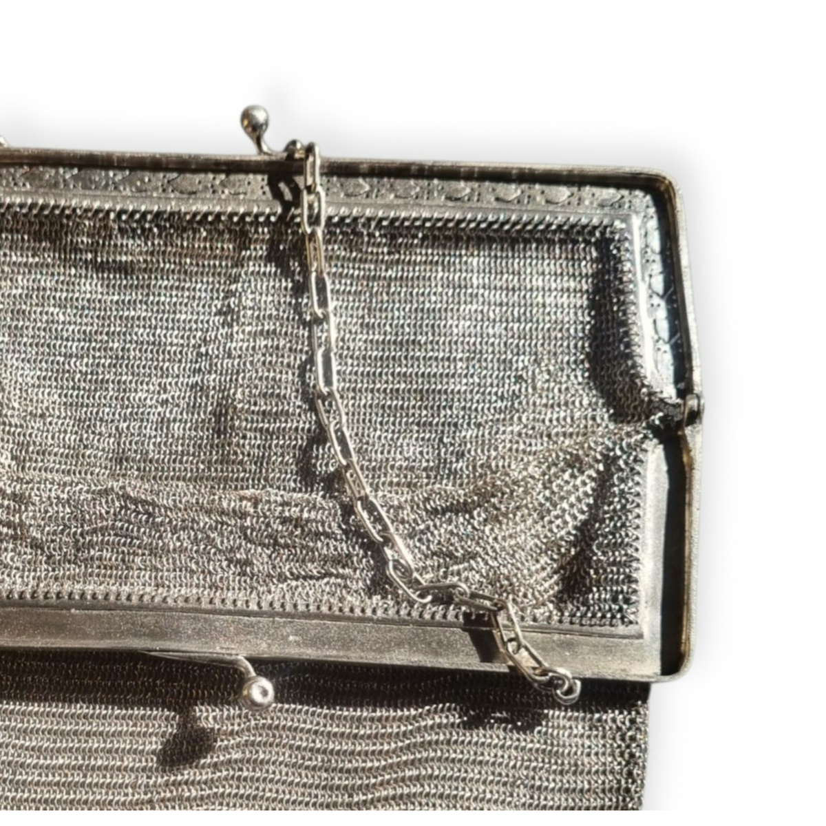Bolso antiguo Belle Époque de malla de plata 800 con borlas, flecos y boquilla floral, Europa, ca. 1900–1920