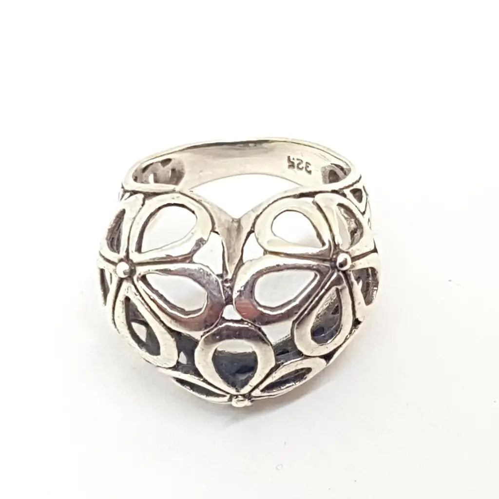 Anillo corazón vintage calado de plata joya muy original para mujer un regalo