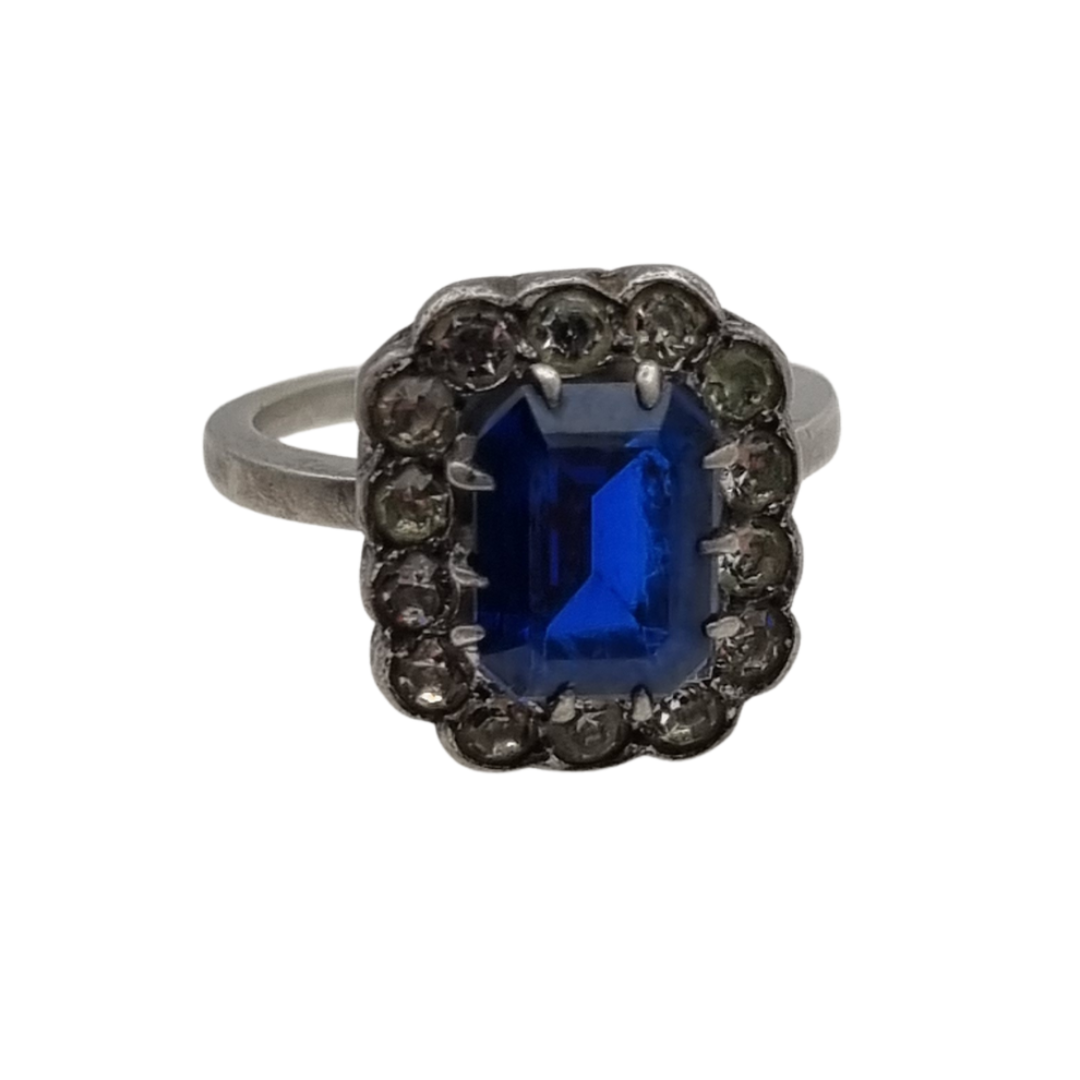 Pompadour silver ring with blue and white rhinestones, Princess Diana style. France, circa 1950