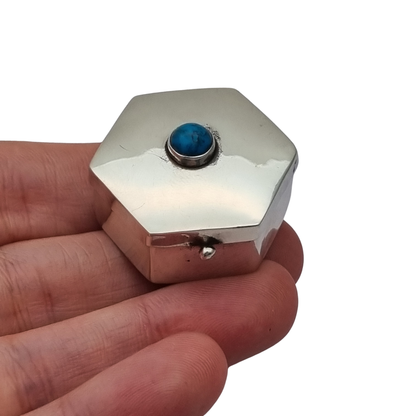 Vintage Mexican 925 silver box, hexagonal with blue cabochon · Iguala, ca. 1980–1990