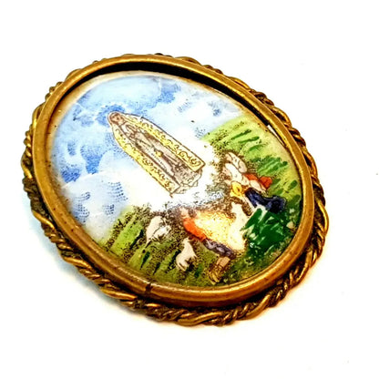 Broche Virgen de Fátima porcelana pintada Limoges colección Joyería