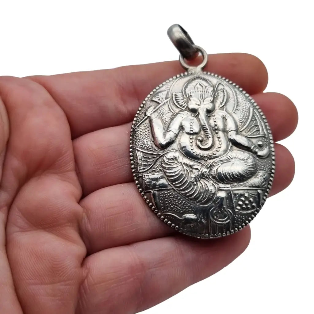 Colgante de plata dios étnico tribal Ganesh amuleto elefante talismán