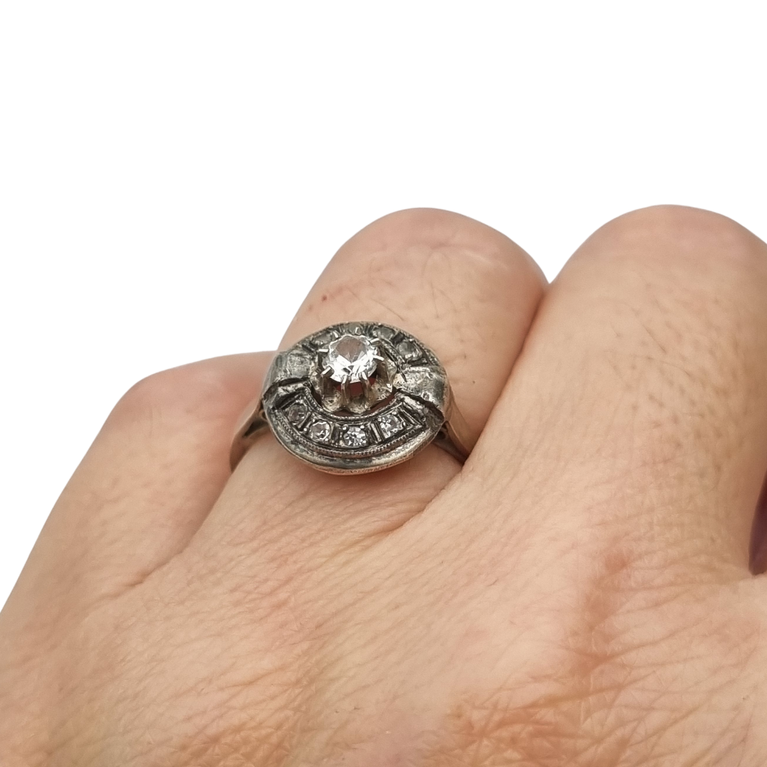 French Art Deco ring in tested silver with central crystal and rhinestones, vintage jewelry circa 1925–1950