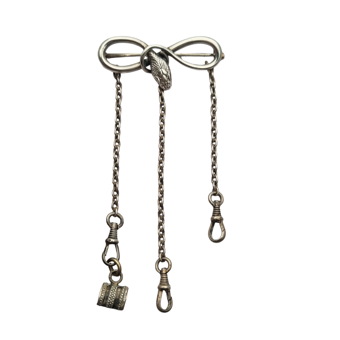 Alfiler chatelaine victoriana de plata 800 de serpiente e infinito, Europa, XIX - XX