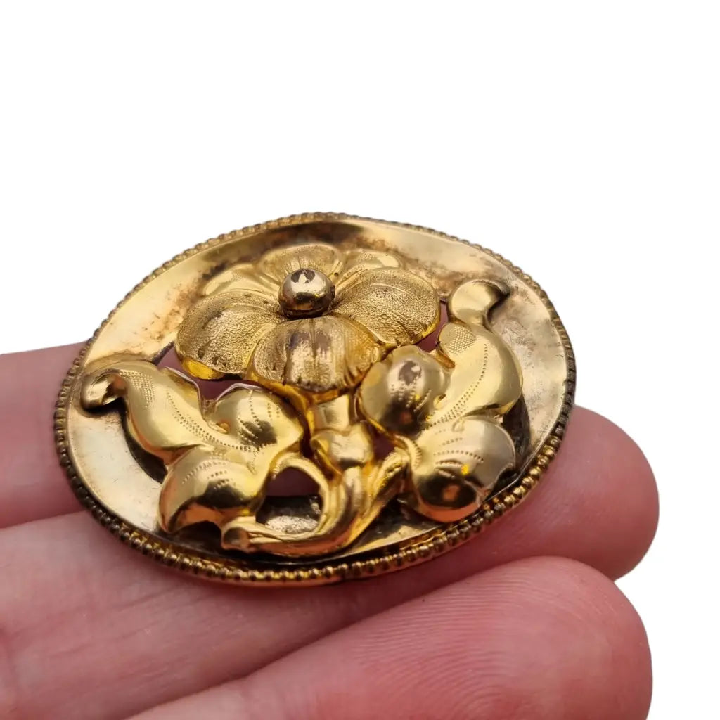 Broche victoriano floral dorado antiguo ideal para regalar. - LaBizarreSusu