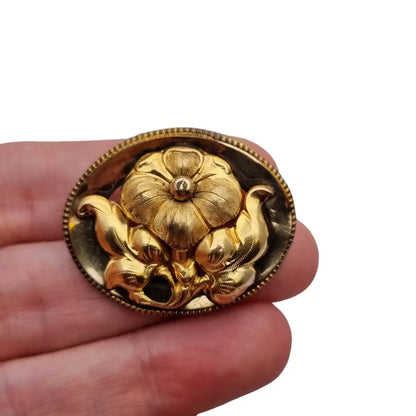 Broche victoriano floral dorado antiguo ideal para regalar. - LaBizarreSusu