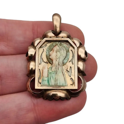 Medalla modernista de la virgen en plata y oro circa 1910 colgante religioso.