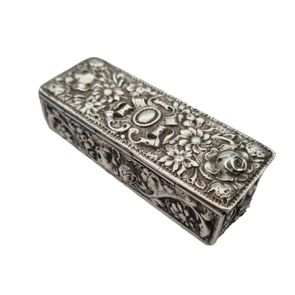 Antigua caja rectangular de plata relieve floral sello estrella españa.