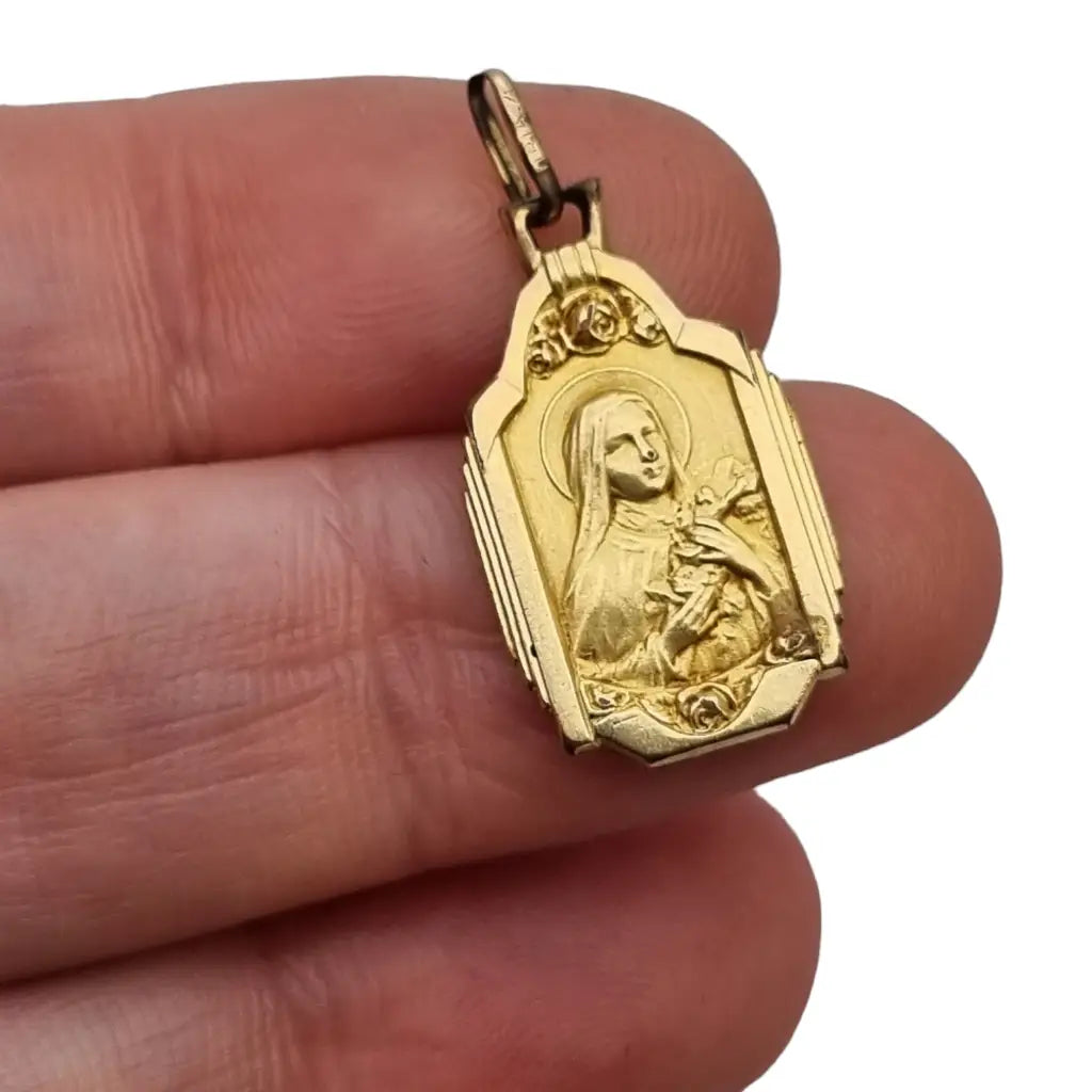 Colgante virgen dorada modernista medalla religiosa marca oria. - LaBizarreSusu