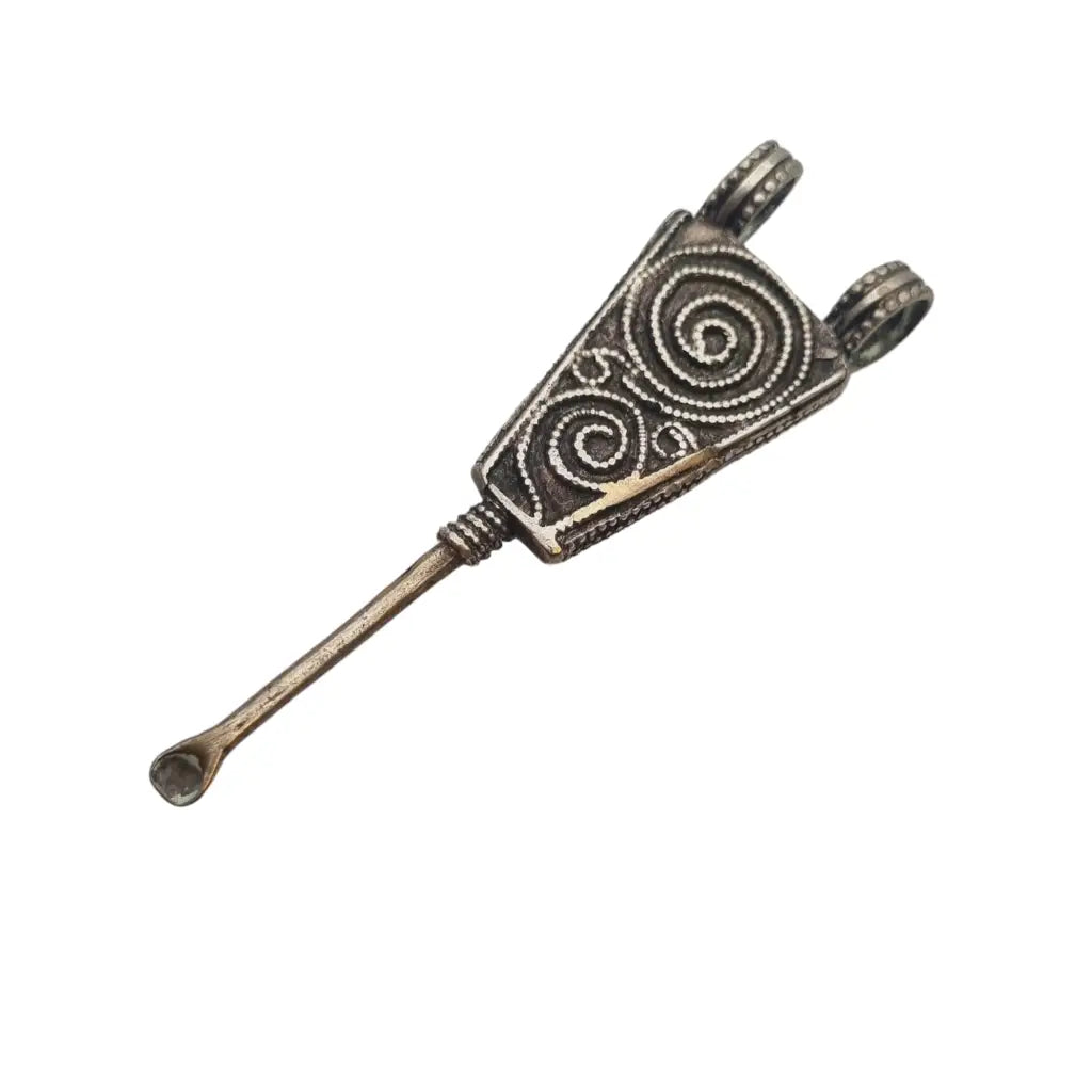 Colgante de cuchara étnico plata limpieza oídos etíope hecho a mano.