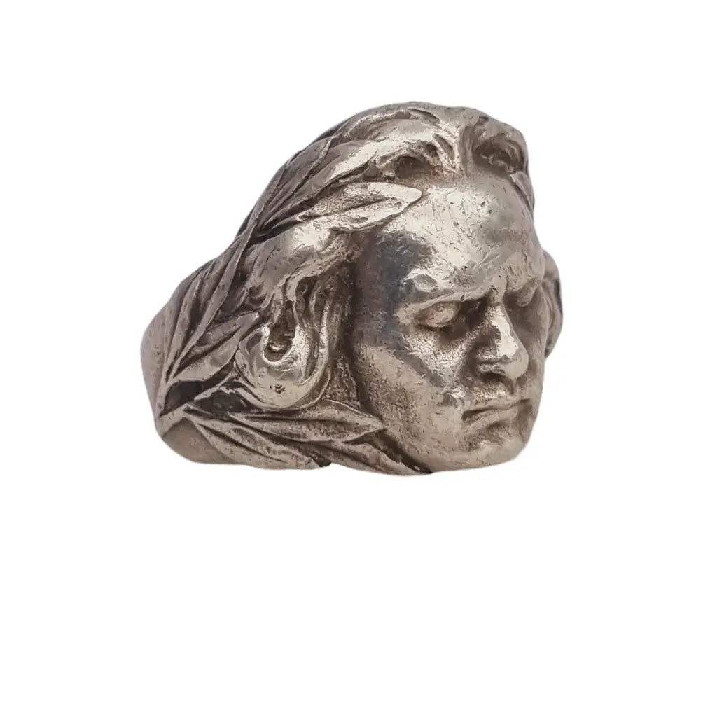 Anillo beethoven de plata busto del compositor alemán ludwig van beethoven.