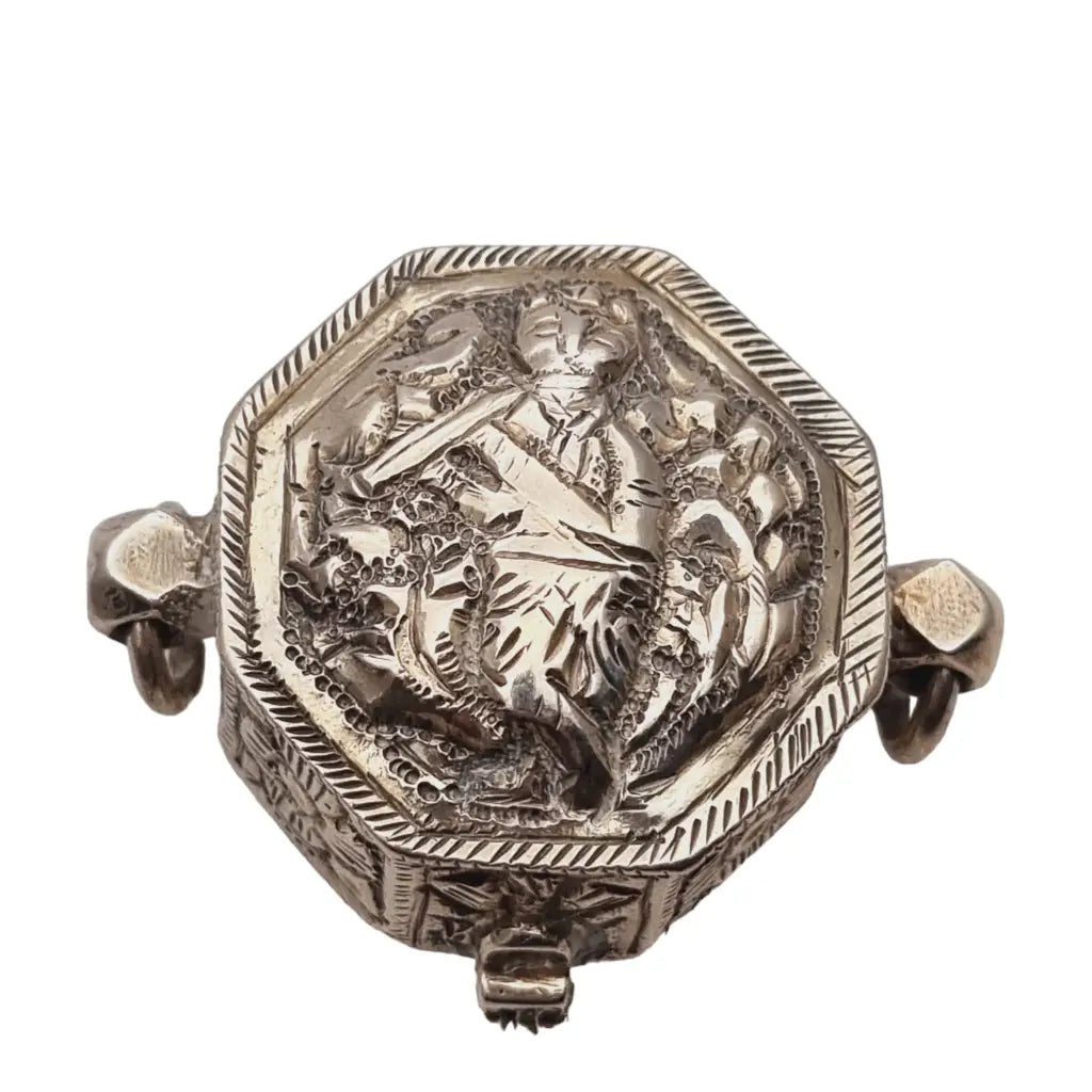 Amuleto caja antiguo talismán octogonal de plata repujada ideal étnico