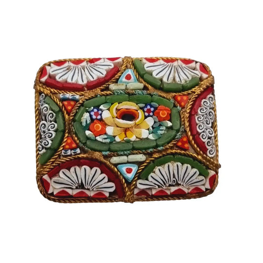 Broche rectangular de micromosaico decoración floral verde y roja joyería