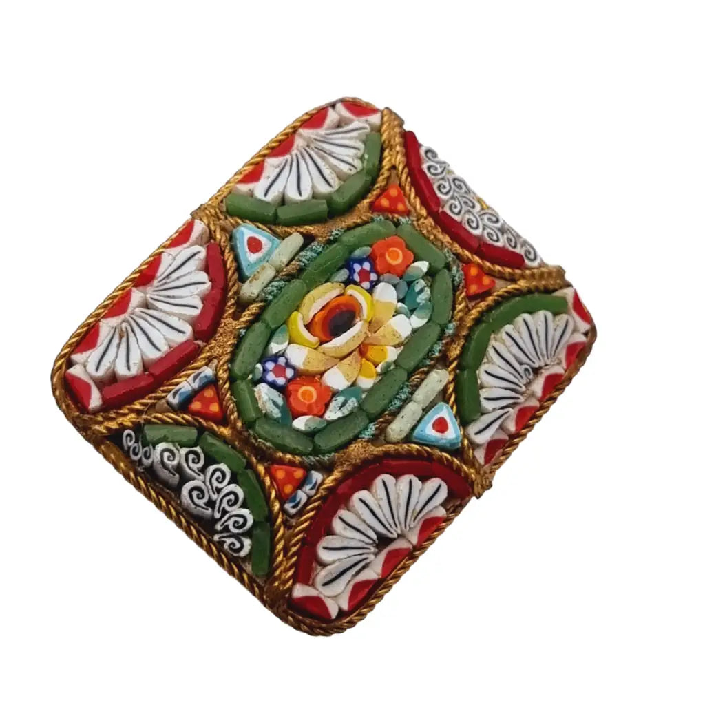 Broche rectangular de micromosaico decoración floral verde y roja joyería