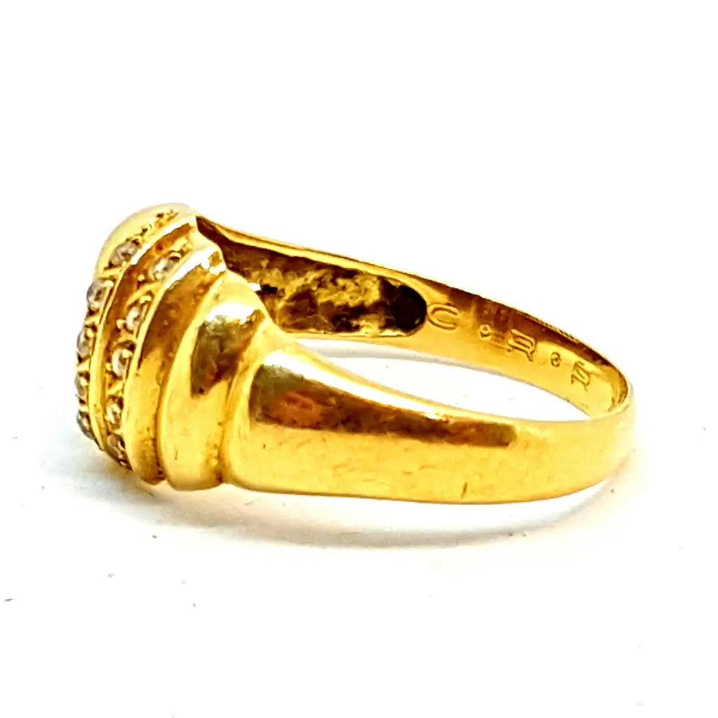 Anillo de oro antiguo. 18 kilates. Circa 1950. Talla 9 3/4