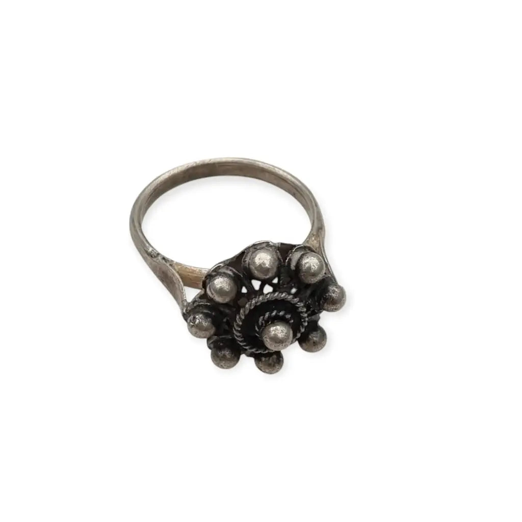 Anillo antiguo de plata con botón charro tradiciona para mujer Salamanca joya