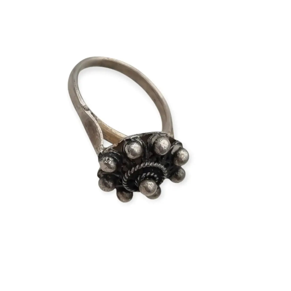Anillo antiguo de plata con botón charro tradiciona para mujer Salamanca joya