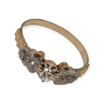 Anillo de oro art déco. 18 kt. Circa 1930. Talla 9 1/2