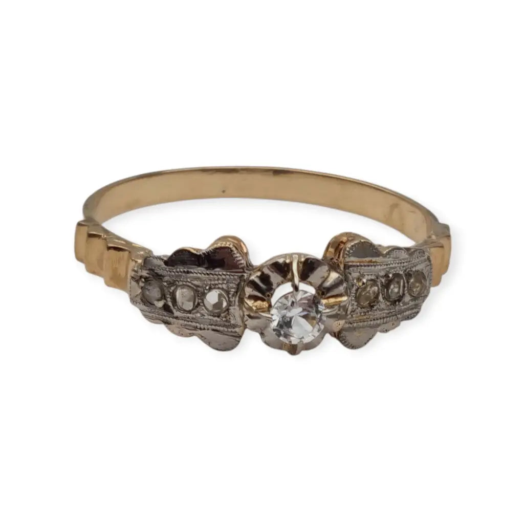 Anillo de oro art déco. 18 kt. Circa 1930. Talla 9 1/2