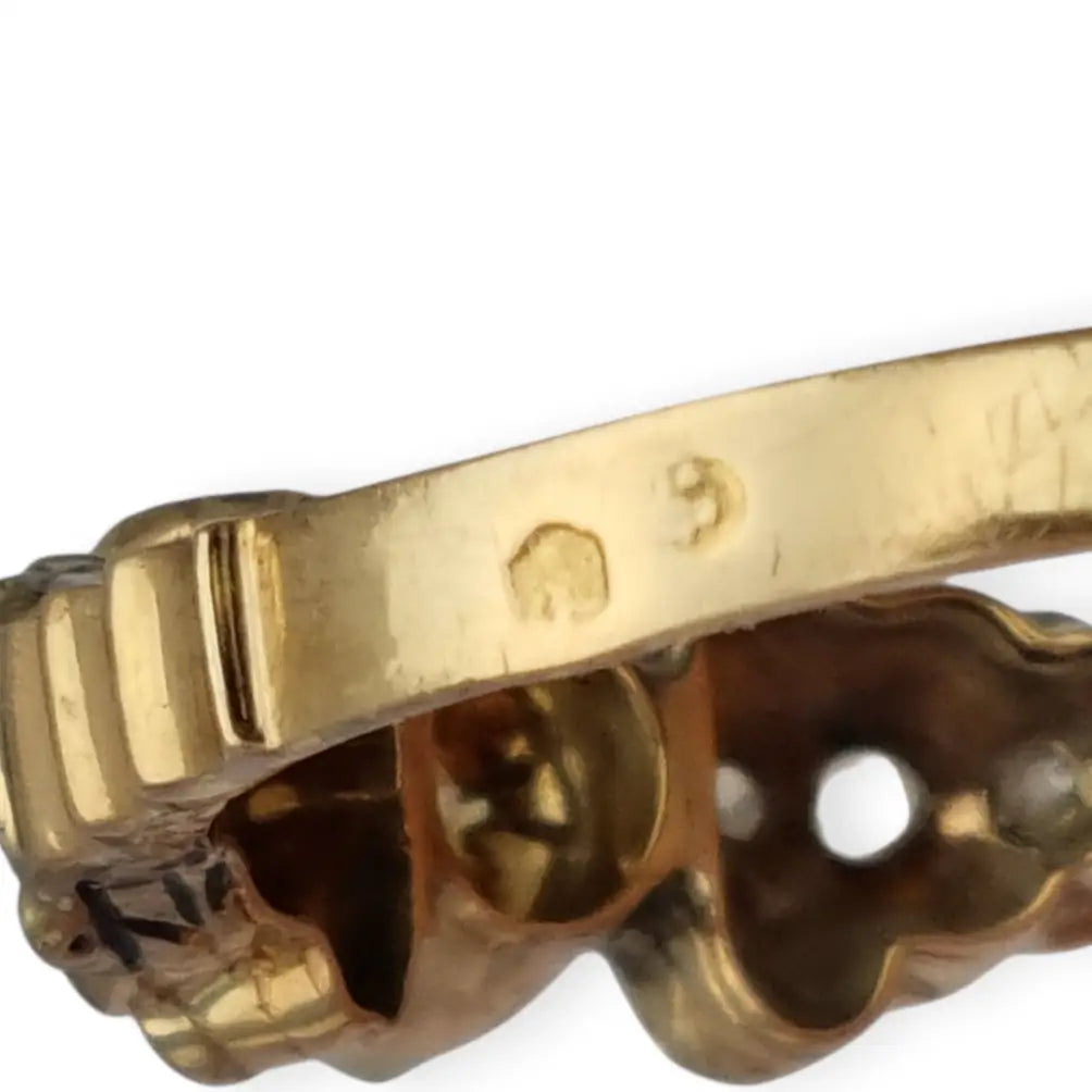 Anillo de oro art déco. 18 kt. Circa 1930. Talla 9 1/2