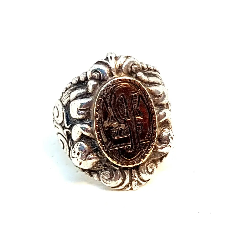 Anillo de hombre sello antiguo en plata 925 decorada