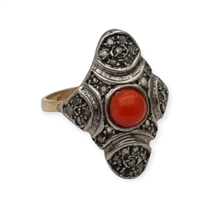 Anillo lanzadera de coral rojo y diamantes en oro 9k plata joyería art deco