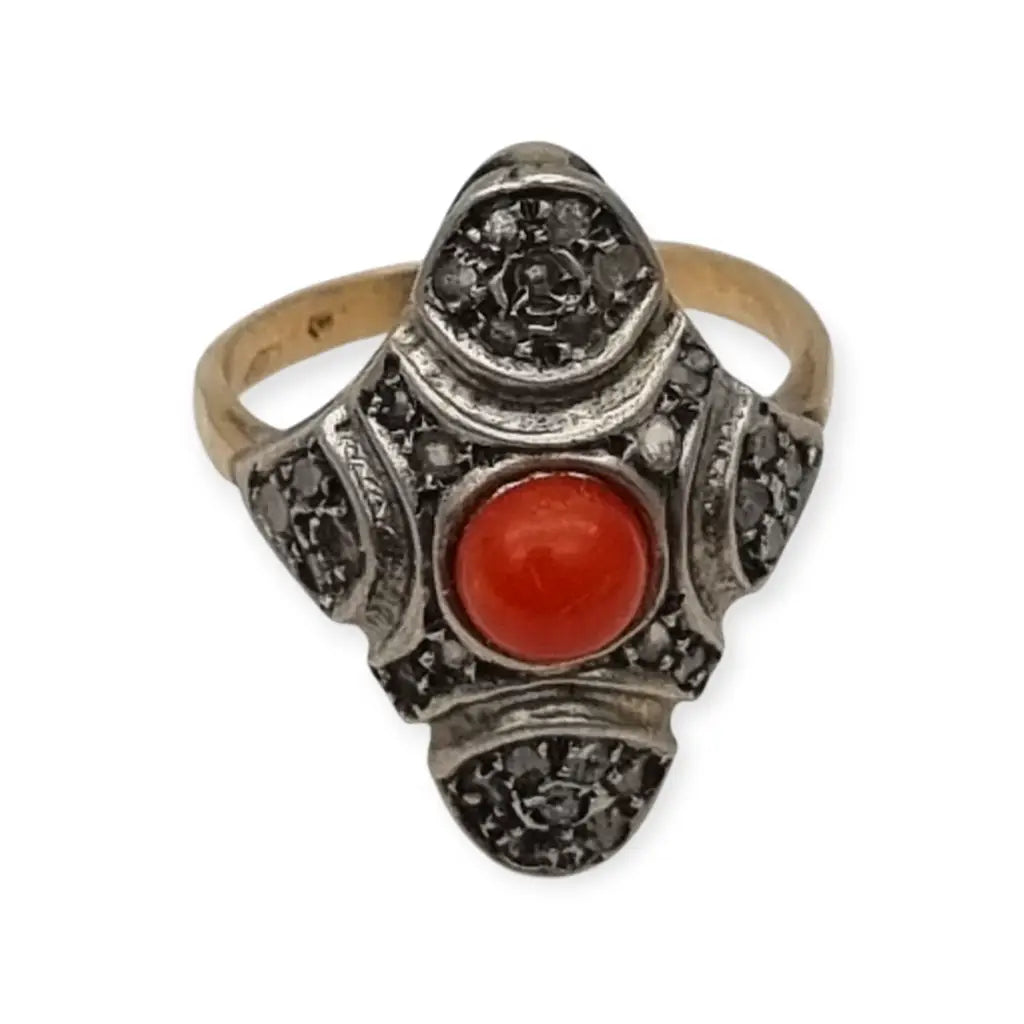 Anillo lanzadera de coral rojo y diamantes en oro 9k plata joyería art deco