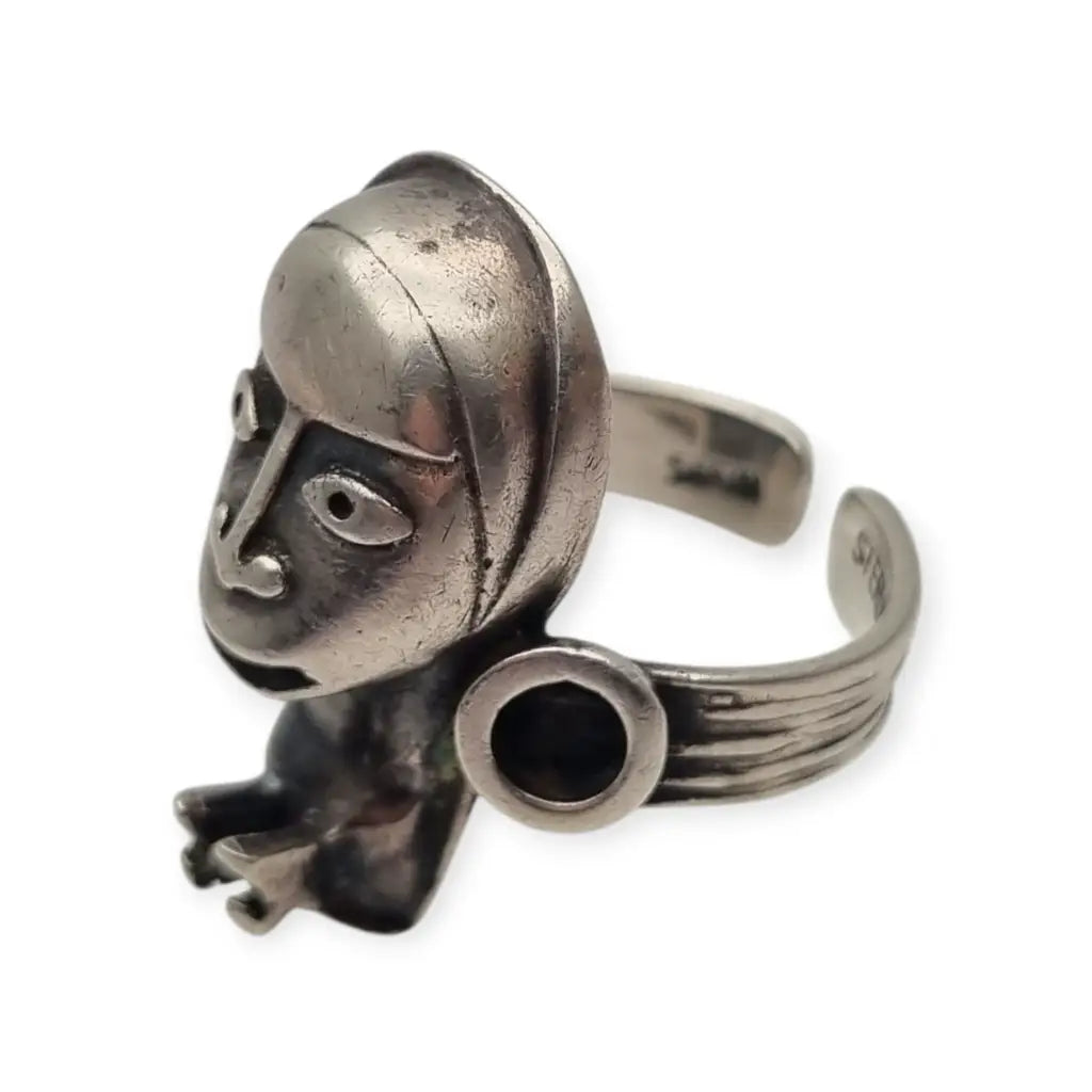 Anillo vintage Boho tribal en plata con figura de diseño Etnico escultórico