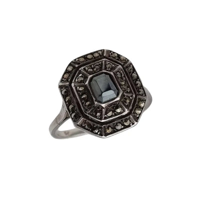 Anillo vintage estilo art decó de plata con marcasitas y hematita negra diseño