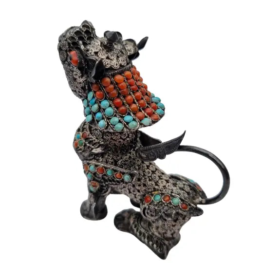 Miniatura fu foo de nepal plata decorado con coral y turquesa.