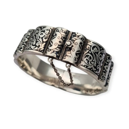 Brazalete en plata de Topázio con esmalte negro diseño barroco floral años