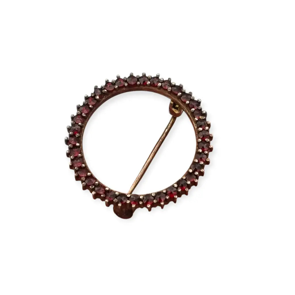 Broche Círculo Vintage de Granates en Tono Dorado Años 80 LaBizarreSusu