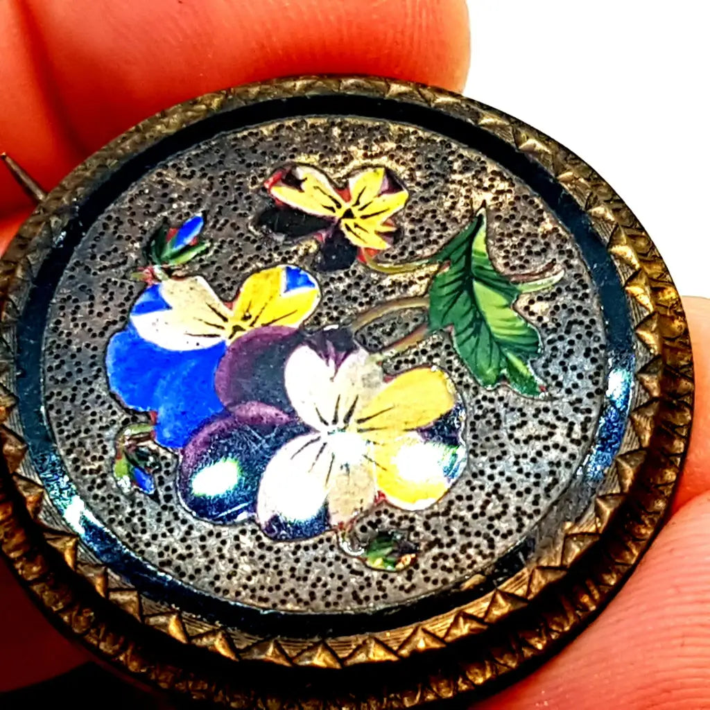 Broche de flor esmalte victoriano trabajo exquisito. antiguo 1880.