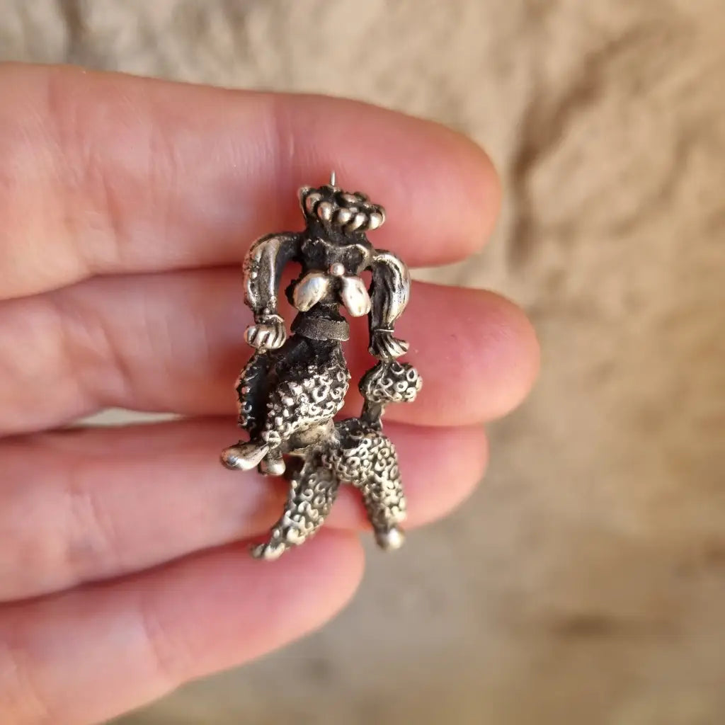 Broche de perro broche plata. Rey Perro. Circa 1980. Joyas antiguas