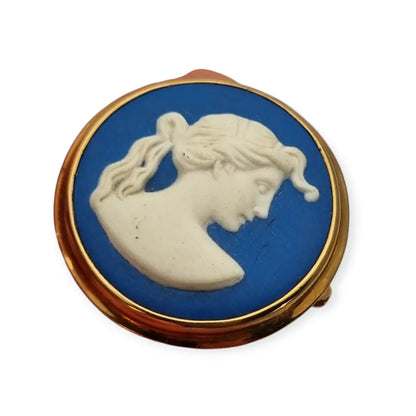 Broche porcelana Wedgwood de camafeo azul perfil dama clásica