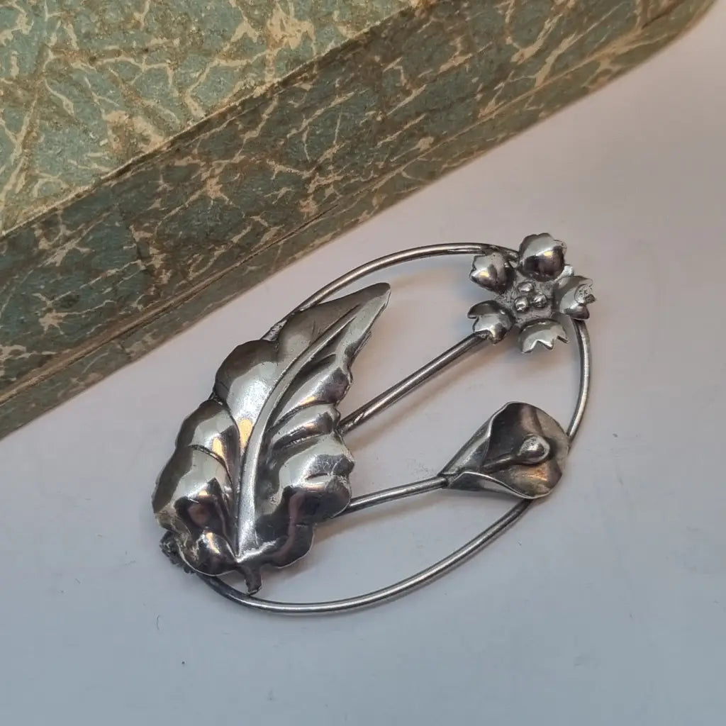 Broche vintage de plata broche flor diseño original. Años 60. Pin.